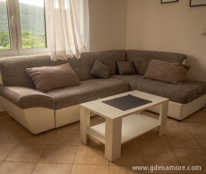 N&M Apartments, private accommodation in city Lastva Grbaljska, Montenegro