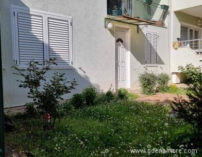 Apartman Gudelj, logement privé à Savina, Herceg Novi, Mont&eacute;n&eacute;gro - viber_slika_2023-05-10_12-19-38-468