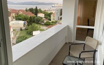 Bulaia Appartamento, alloggi privati a Bijela, Montenegro