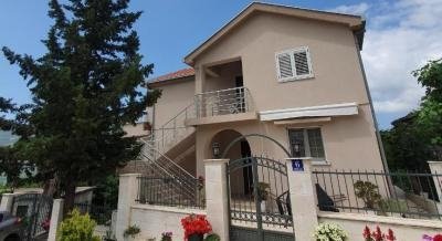 luxury apartments with sea view, private accommodation in city Herceg Novi, Montenegro