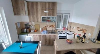 Apartman Iva, private accommodation in city Bijela, Montenegro