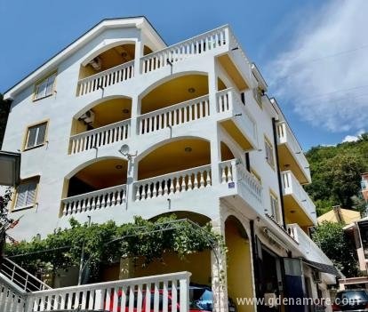 Accommodation Babic, private accommodation in city Herceg Novi, Montenegro