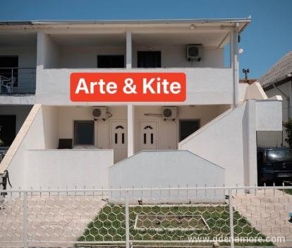 Arte Ház, Magán szállás a községben Donji Stoj, Montenegró