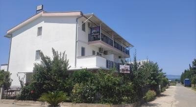 Апартаменти МАКИ, частни квартири в града Ulcinj, Черна Гора