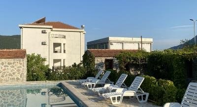 Hotel Opera, private accommodation in city Jaz, Montenegro