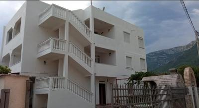 Apartments Avdic, ενοικιαζόμενα δωμάτια στο μέρος Sutomore, Montenegro