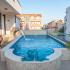 Apartmani Berlin , Privatunterkunft im Ort Donji Stoj, Montenegro - 553611400