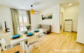 Apartment 10 available June 22-27, 2+1 persons, private accommodation in city Herceg Novi, Montenegro