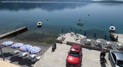 Stan Apartman Mirela, private accommodation in city Bijela, Montenegro