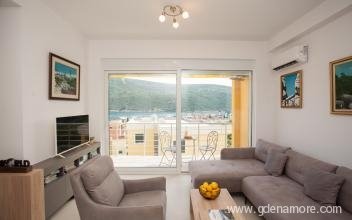 Boka - Panorama - Luks stan sa perfektnim pogledom, private accommodation in city Djenović, Montenegro