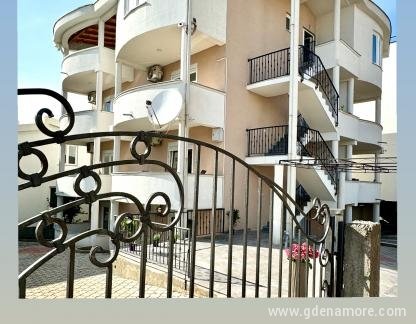Апартаменти Лайла , частни квартири в града Dobre Vode, Черна Гора - IMG_9305