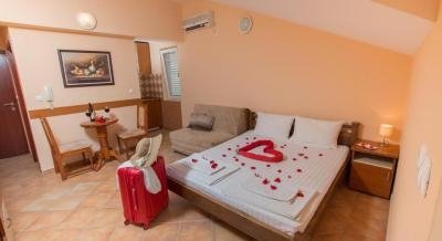 Adzic Apartments, alloggi privati a Budva, Montenegro