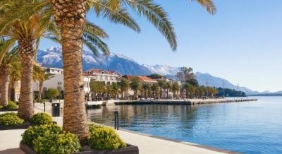 Apartman Tomanovic, частни квартири в града Tivat, Черна Гора