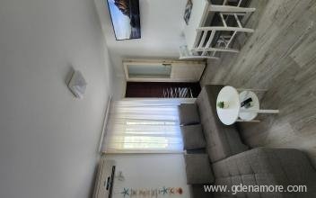 Apartman Kalezić, Privatunterkunft im Ort Herceg Novi, Montenegro