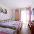 Guest House Lotos, alloggi privati a Bečići, Montenegro - 223748207