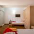 Guest House Lotos, alloggi privati a Bečići, Montenegro - 223749412