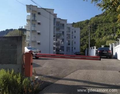 Apartamento Dragana, alojamiento privado en Sutomore, Montenegro - 1739882640284