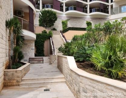 Apartman Cesarica, Magán szállás a községben Bečići, Montenegr&oacute; - C462A2DF-8C4A-4944-99F9-E9434AD6E370