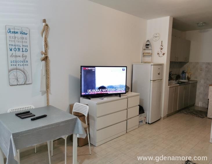 IMG-670ed3db92a80da7cb555db2ae56815b-V