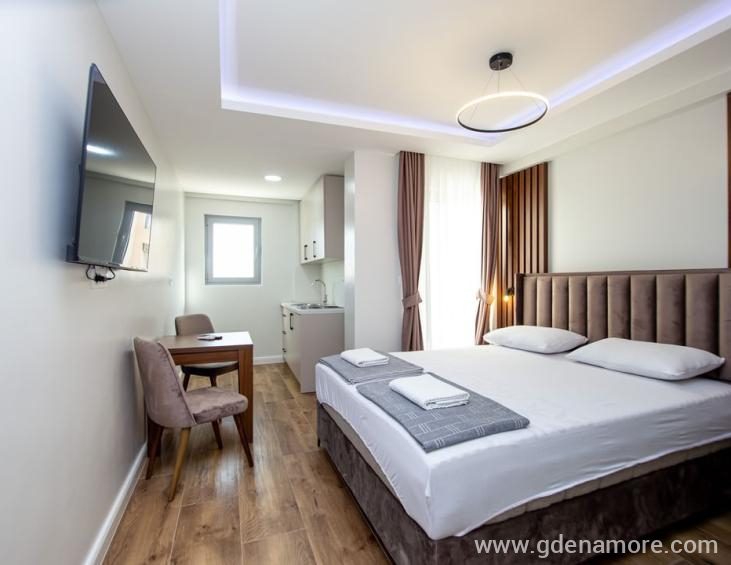 1F52BFC2-1623-4419-8009-E73C3E47B60C