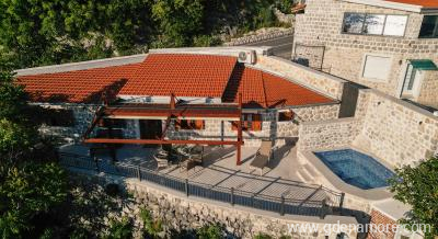 Step to Kotor Bay Perast, privat innkvartering i sted Perast, Montenegro