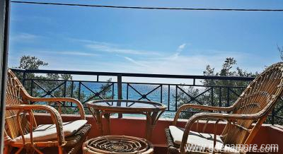 Nireus Rooms, Magán szállás a községben Vrahos, Görögország