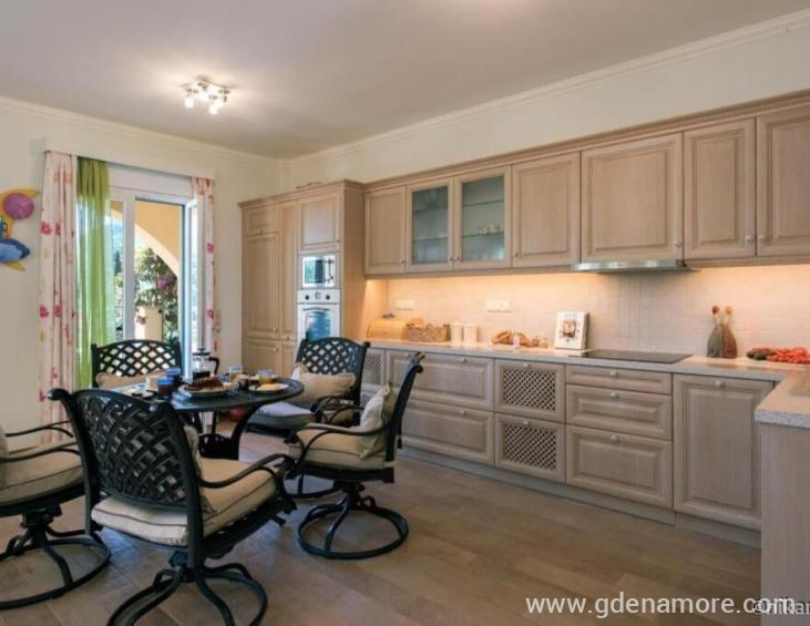 aziza-villa-kastellanoi-corfu-13