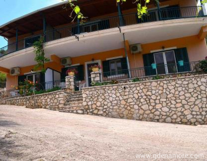 Rania Apartments, privat innkvartering i sted Kathisma beach, Hellas - rania-apartments-agios-nikitas-lefkada-1