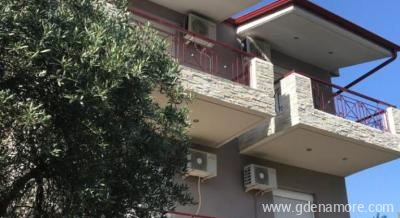 Sanni Apartments, private accommodation in city Salonikiou, Greece