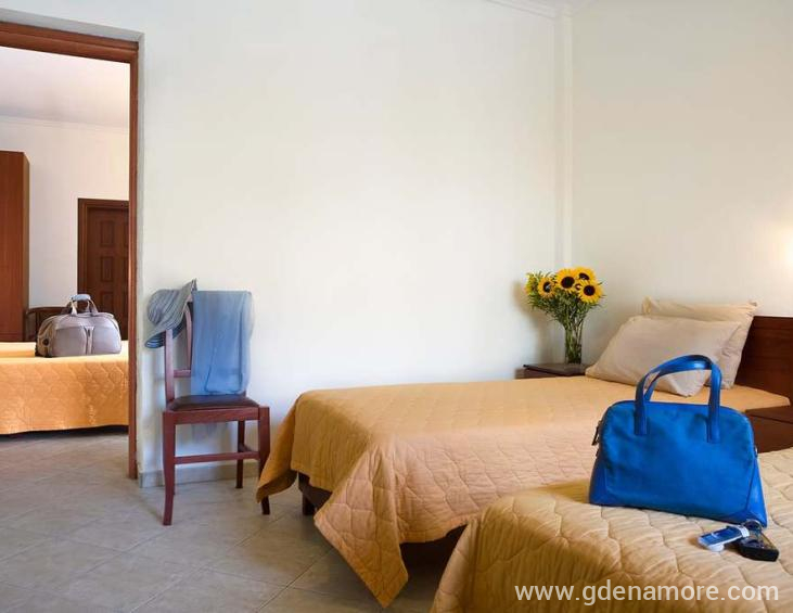 stratos-hotel-afytos-kassandra-family-suite-7