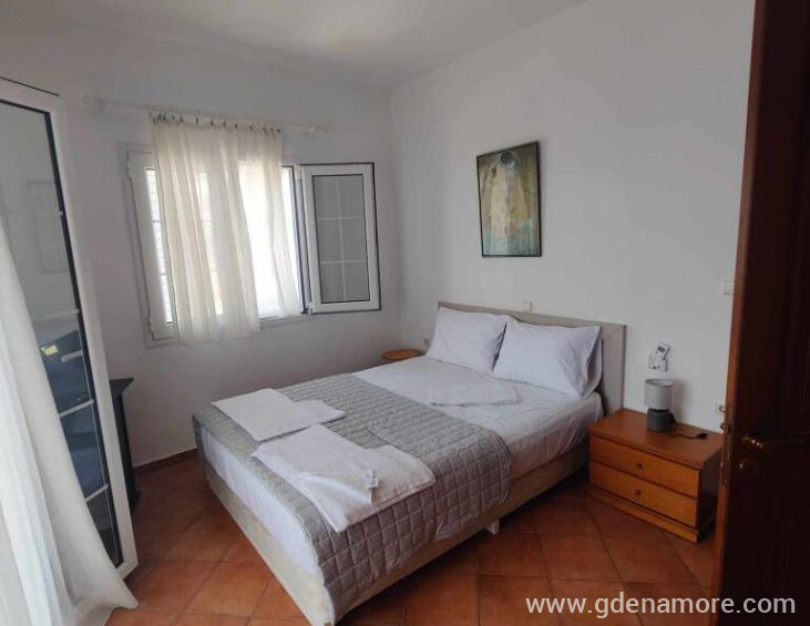 tsiggos-villa-vrahos-epirus-18