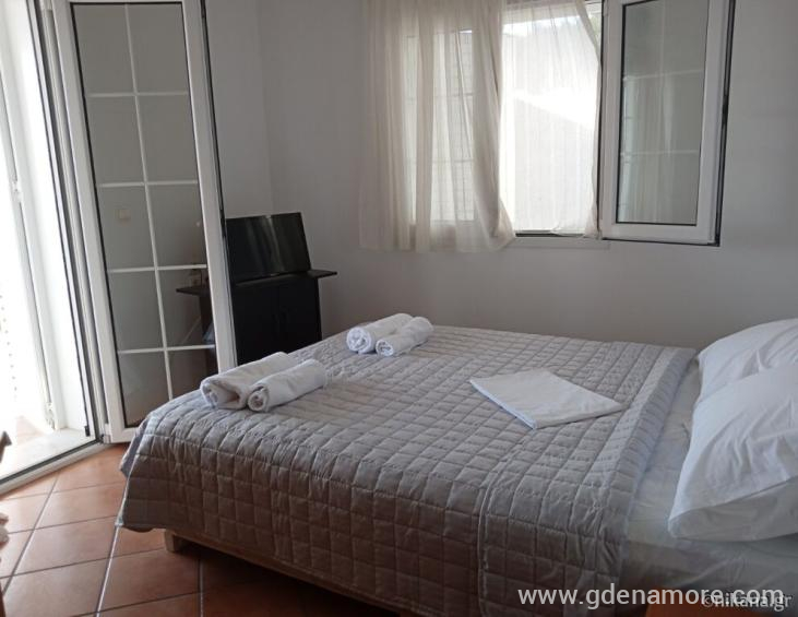 tsiggos-villa-vrahos-epirus-9