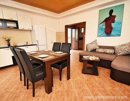 Cattaroom Apartments, private accommodation in city Donji Stoliv, Montenegro