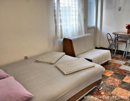 Wohnungen BILJA, , Privatunterkunft im Ort Dobre Vode, Montenegro - 32242