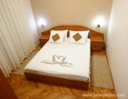 Apartmaji Vojo, , zasebne nastanitve v mestu Budva, Črna gora - 003