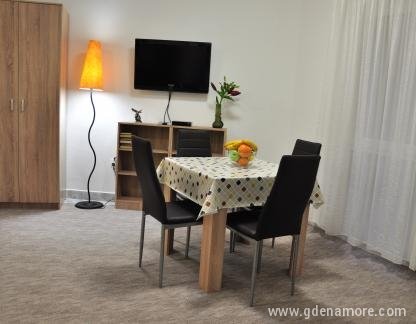Appartamenti comfort, , alloggi privati a Šušanj, Montenegro - CSC_0107