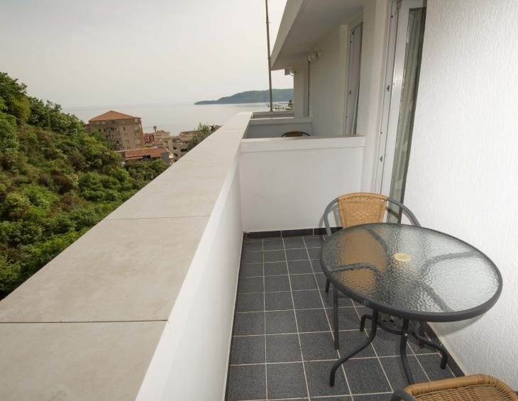 cetvorosobni-apartman-budva-1z