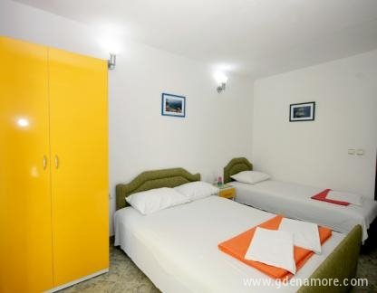 Apartments Kurtović, , private accommodation in city Petrovac, Montenegro - IMG_6383