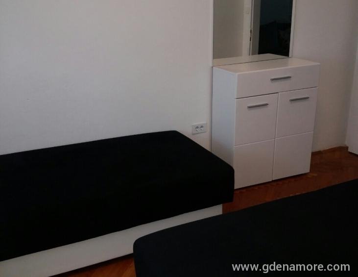 IMG-a8eaaac9099e46a78ab9bc6cf9380882-V