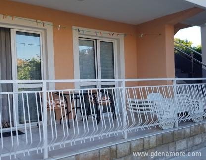 Wohnungen Vulovic, , Privatunterkunft im Ort Bijela, Montenegro - viber_image_2020-06-10_18-20-22