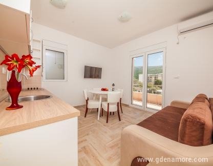 Ruzmarin leiligheter, , privat innkvartering i sted Kumbor, Montenegro - IMG_0287