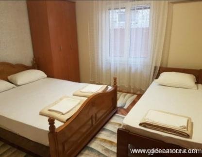 SANJA apartmani, , Privatunterkunft im Ort Igalo, Montenegro - 20210703_224114_zf4pYFjvvD