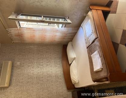 SANJA apartmani, , ενοικιαζόμενα δωμάτια στο μέρος Igalo, Montenegro - 26745BAE-1B99-4C61-8A44-6D75B9679D32
