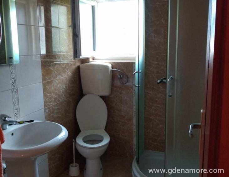 IMG-c509d9ddab784f4639f02ab7034cbf47-V