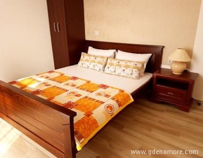 apartmani, частни квартири в града Dobre Vode, Черна Гора - 20180502_171045