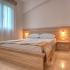 Maison d'hôtes Maslina, Appartement supérieur avec une chambre séparée, logement privé à Petrovac, Monténégro - 8895BC10-F4C1-4653-BFED-9F269F3531D1