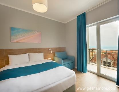 Апарт хотел Ларимар, Фамилна стая с изглед към морето, частни квартири в града Bečići, Черна Гора - _Бечичи_5э_09