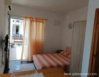 Apartmani Bojanovic Ana, Monolocale con terrazzo, alloggi privati a Sutomore, Montenegro - IMG_20230525_133028