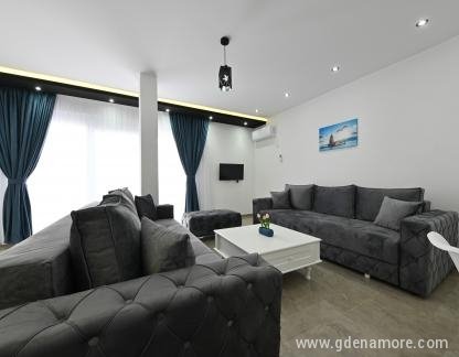 Lux Dam Apartmani, Apartman 13, privatni smeštaj u mestu Dobre Vode, Crna Gora - Z72_5055