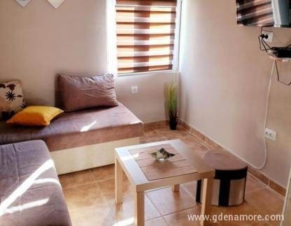 Apartmani Gaga, , private accommodation in city Djenović, Montenegro - Screenshot_20230822_091517_Pulse